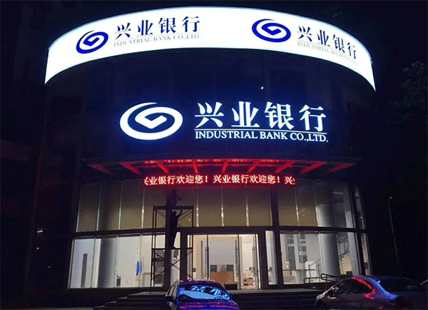 3M燈箱布VS噴繪布有哪些優勢？