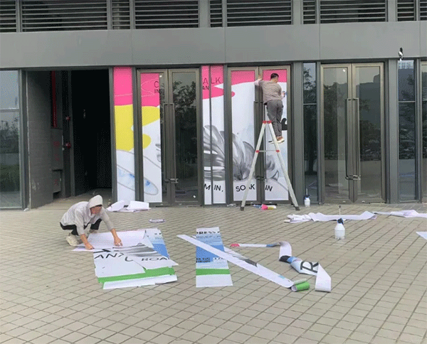 成都廣告噴繪怎么制作？噴繪制作流程有哪些內(nèi)容呢？