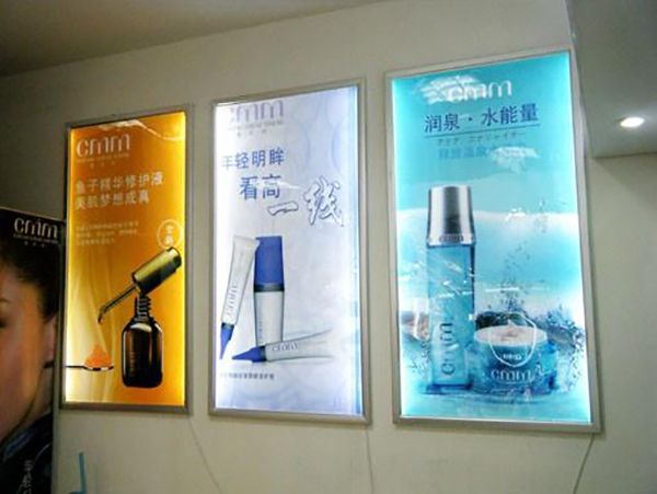 燈箱布與寫真布、噴繪布怎么區分？